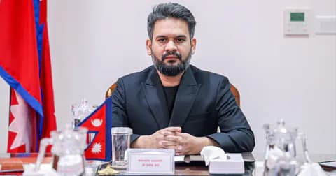 सिंहदरबारमा प्रधानमन्त्री र धितोपत्र/बीमा प्रतिनिधिबीच वार्ता: नीतिगत सुधार र लगानीमैत्री वातावरणमा जोड